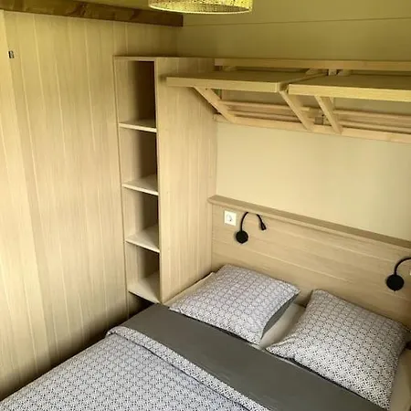 Le De La Vallee En Baie Apartment *